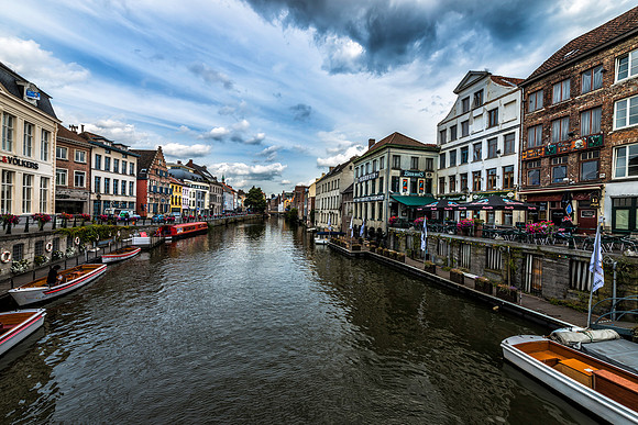 CANALS IN GHENT