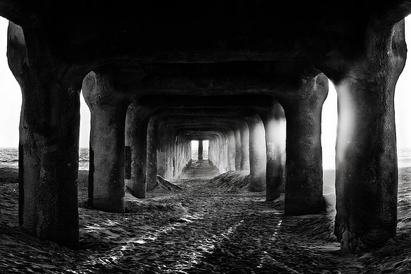 TUNNEL VISION B & W