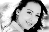 close up B & W