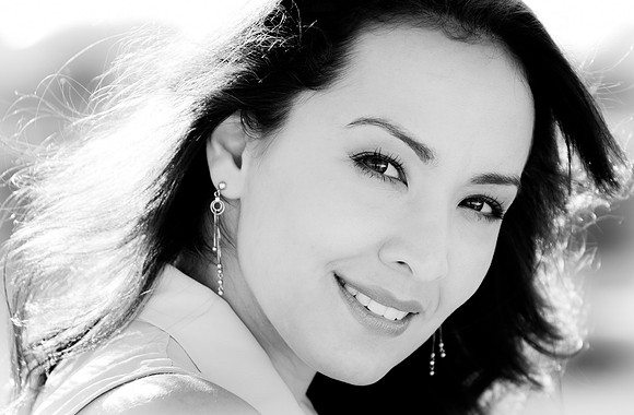 close up B & W
